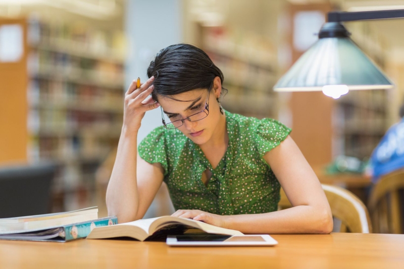 Học Tiếng Anh Giao Tiếp Online: Giải Pháp "Vàng" Cho Người Đi Làm Bận Rộn với E-MINISTEM TALK